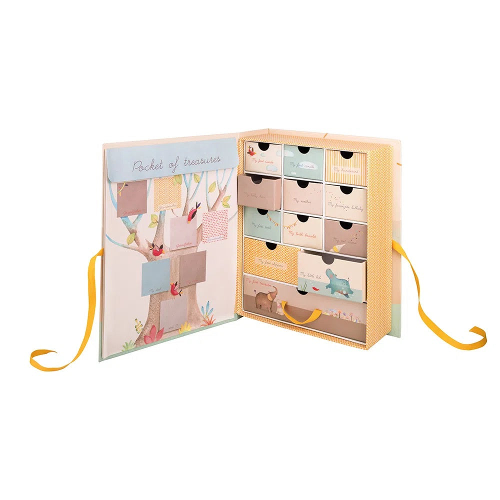 Caixa Os Primeiros Tesouros do Bebê Les Papoum Savana Elefante