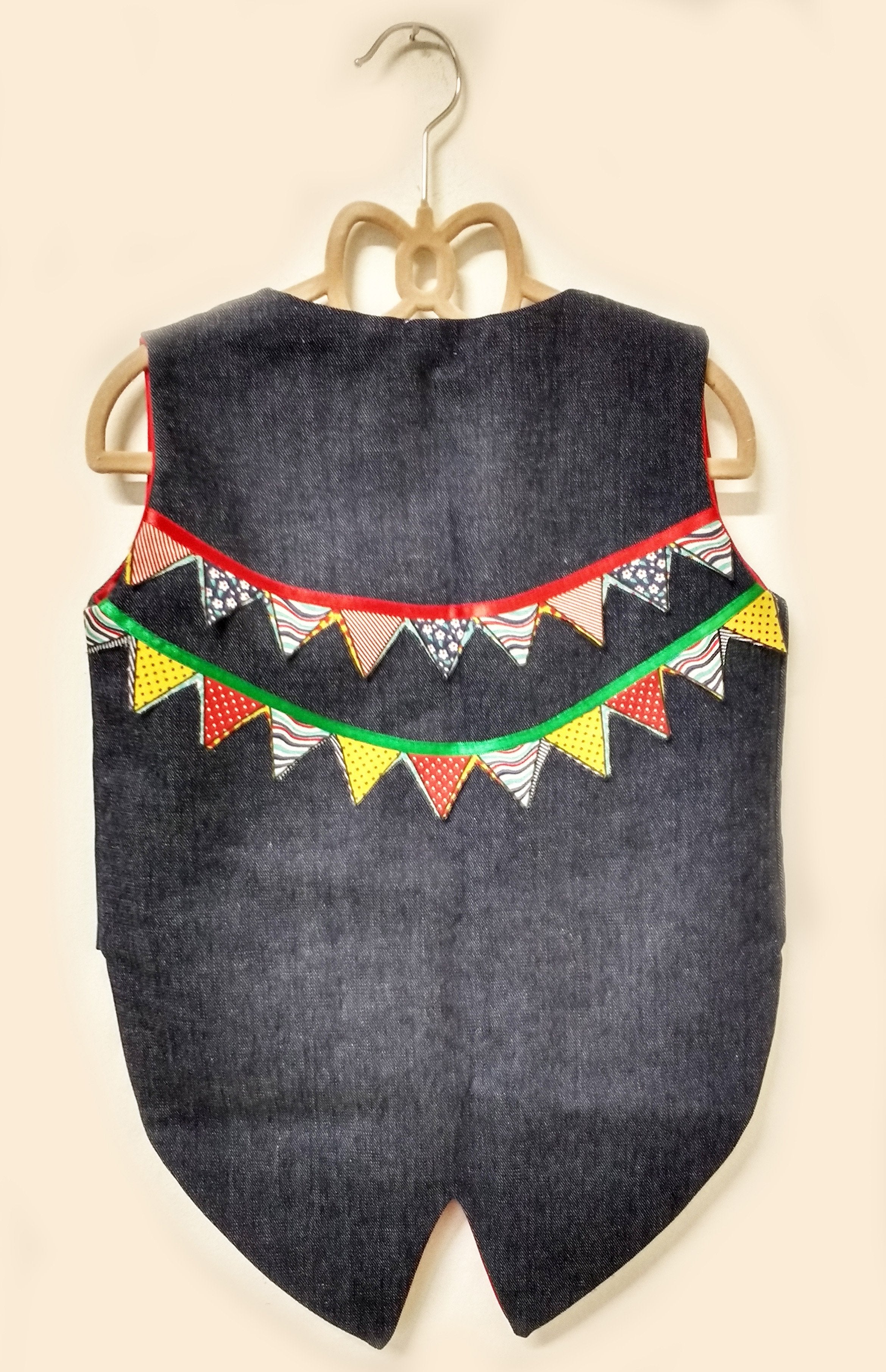 Fantasia Colete com Gravata